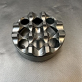 T.m.Siyah Döküm Zamak Yuvarlak Küllük Otel,cafe,restaurant 230 gr